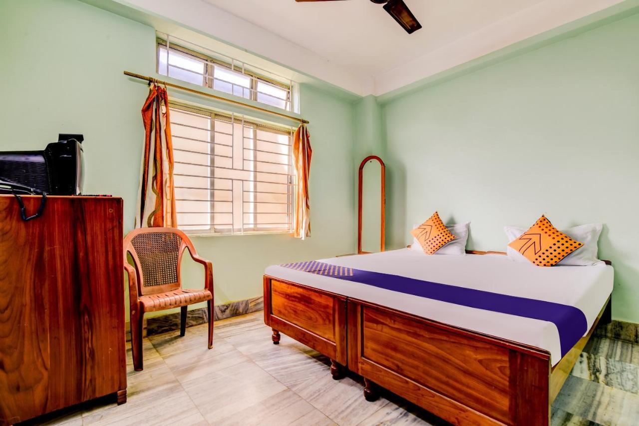 Oyo 63538 Hotel Lotus 1 Khanapara Esterno foto