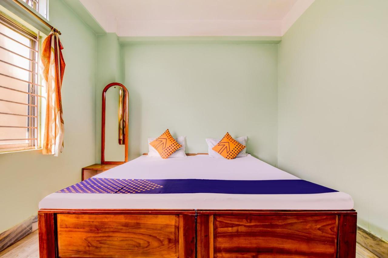 Oyo 63538 Hotel Lotus 1 Khanapara Esterno foto